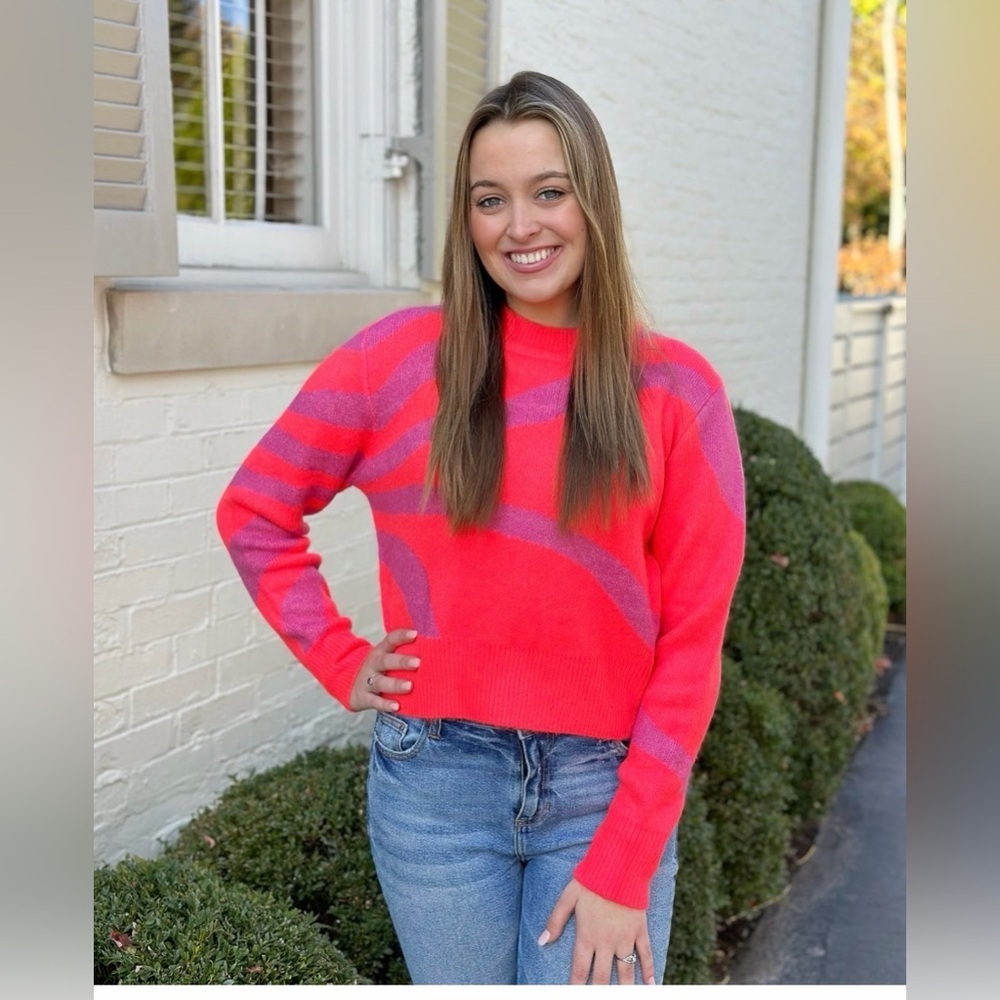 Zara Wool Blend Barbiecore Feminine Groovy Swirl Bright Pink Sweater Size Small.